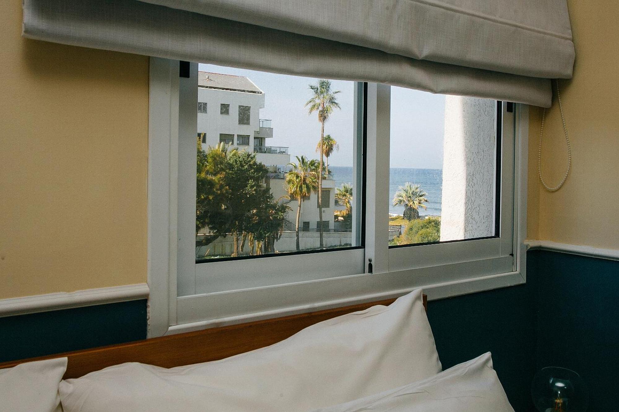 Domus Bat Galim Hotel Haifa Esterno foto